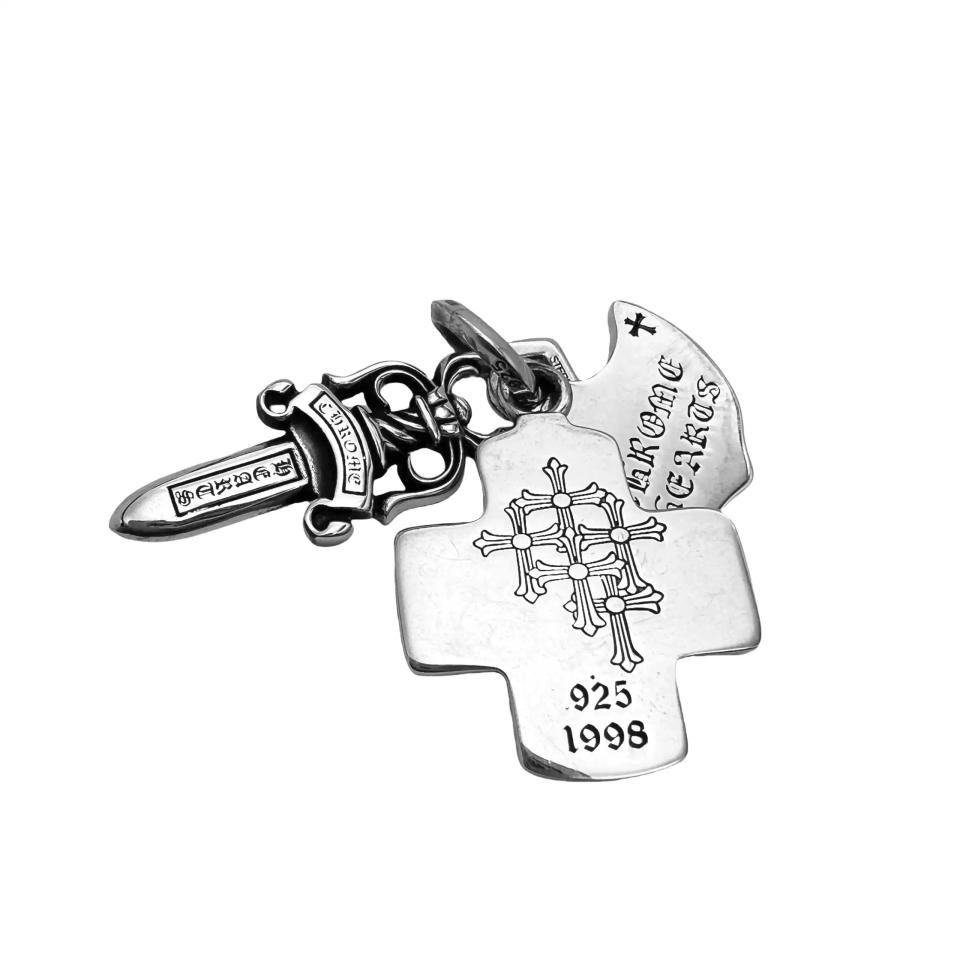3 Trinkets Pendant