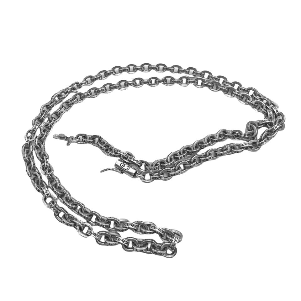 Light Hinge Twist Oval Link Necklace