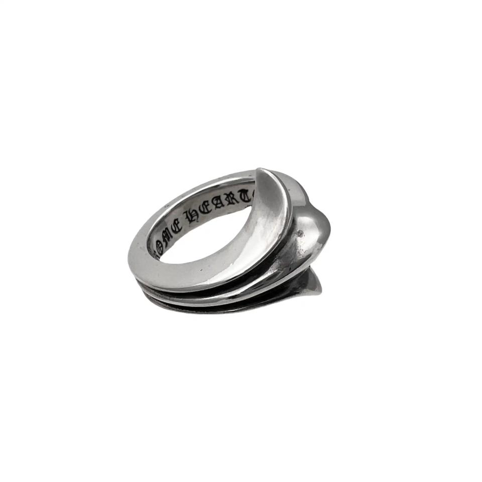 720 Half Cross Tail Ring